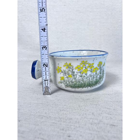 Vintage Floral Ceramic Cup | Cottagecore Retro Mug | Hand-Painted Yellow Flowers - Picture 8 of 8
